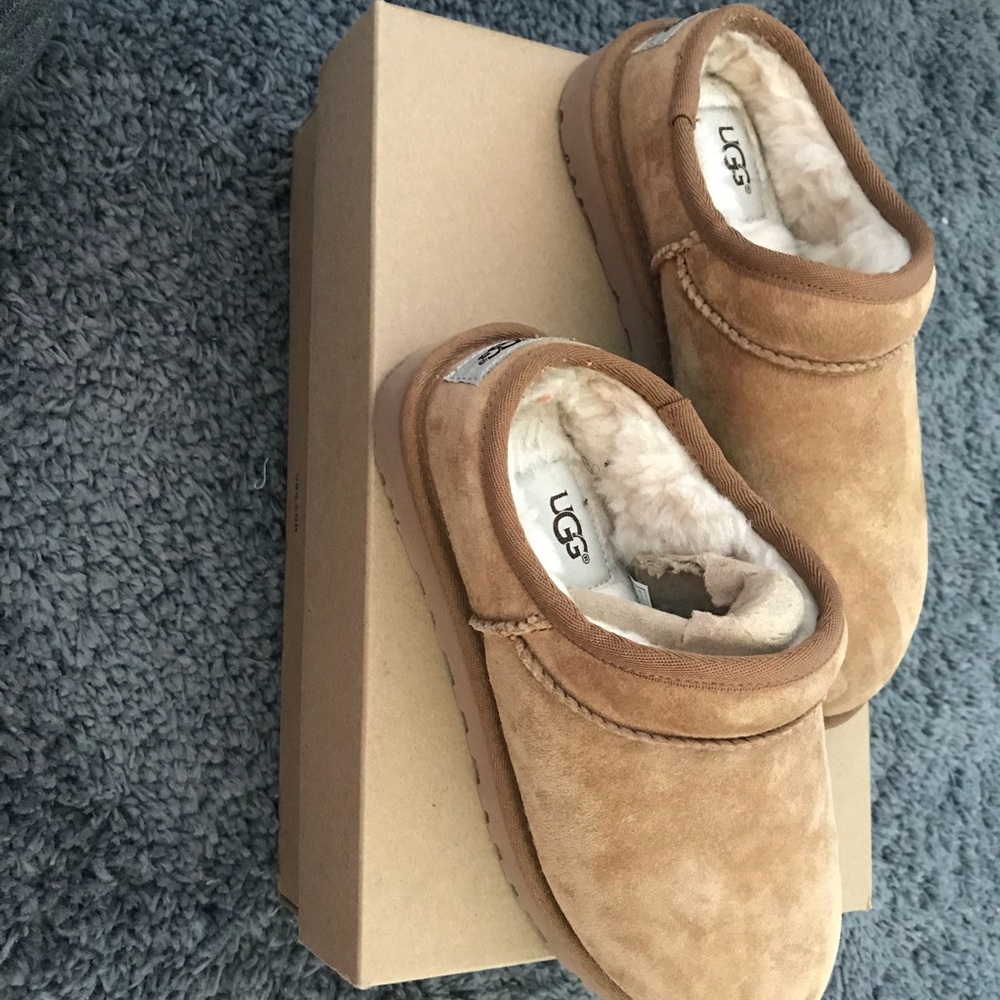 Ugg classic slipper